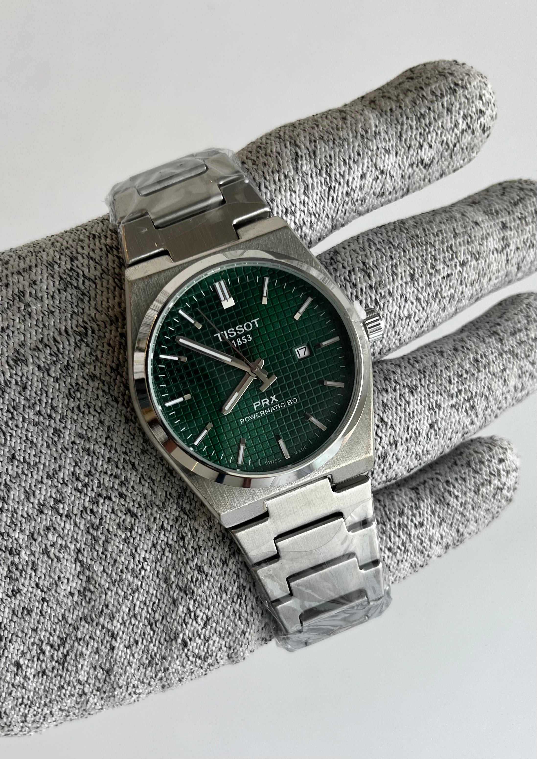 Tissot PRX checks Green 40mm dial size