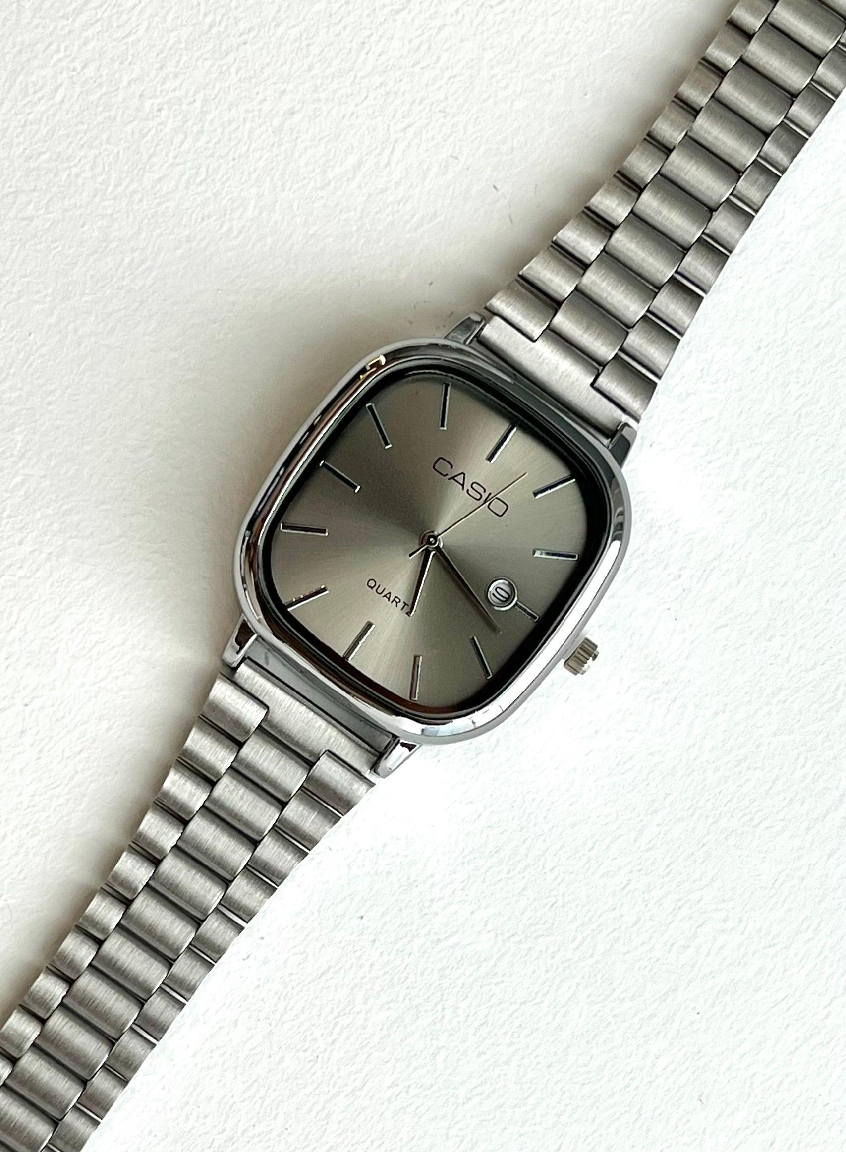 Vintage Classic Grey