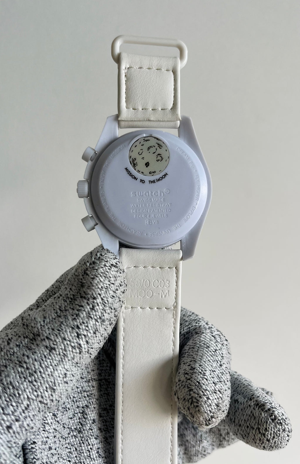 Bioceramic MoonsSwatch Moonphase White